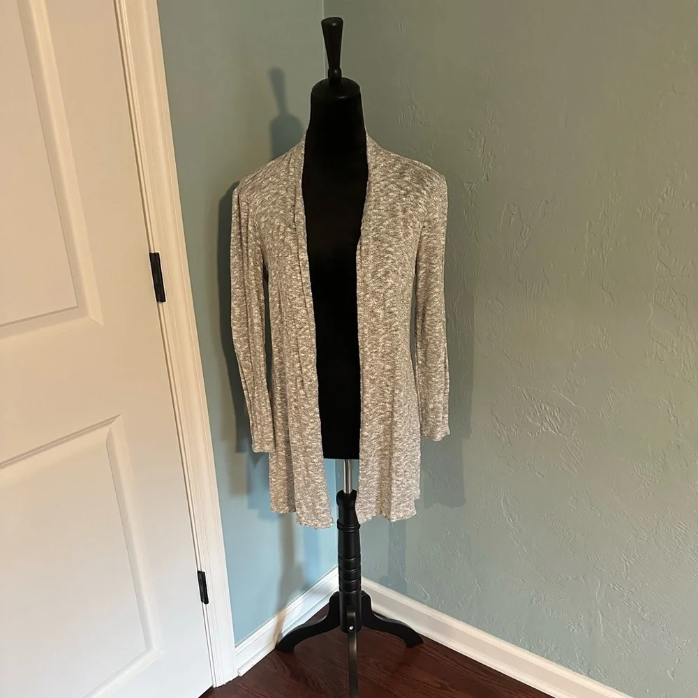 Cardigan - Picture 1 of 2
